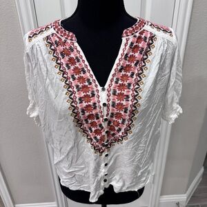 Knox Rose White Embroidered Flutter Sleeve Blouse